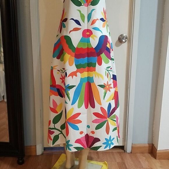 Colorful small new dress  - Picture 8 of 12